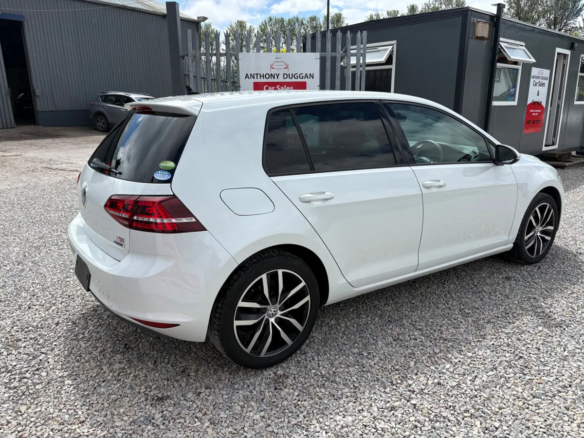 2017 Volkswagen Golf Highline Auto - Image 3