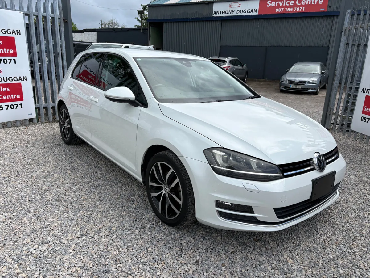 2017 Volkswagen Golf Highline Auto - Image 1