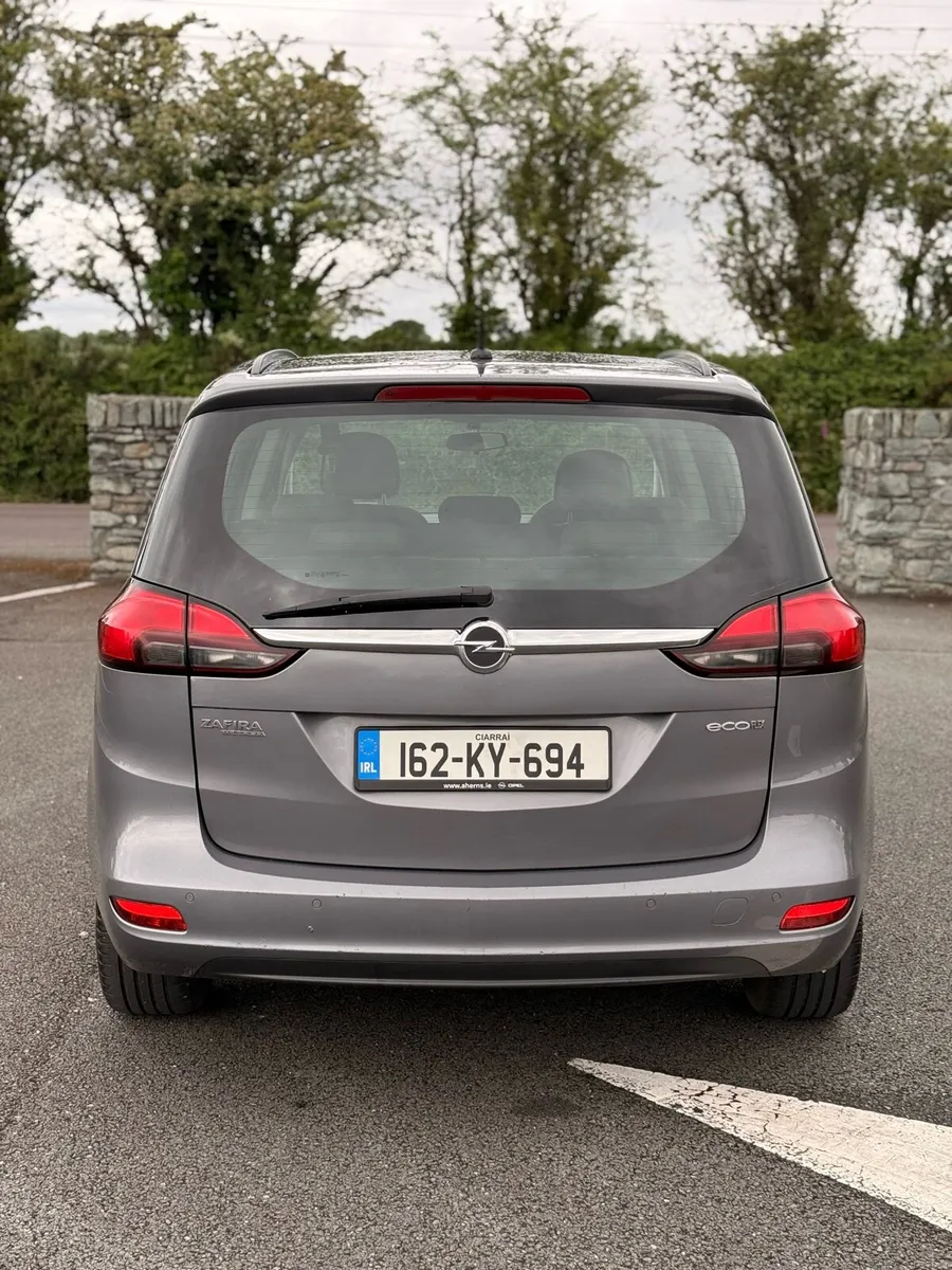 7 Seats Opel Zafira Fresh NCT - Image 4