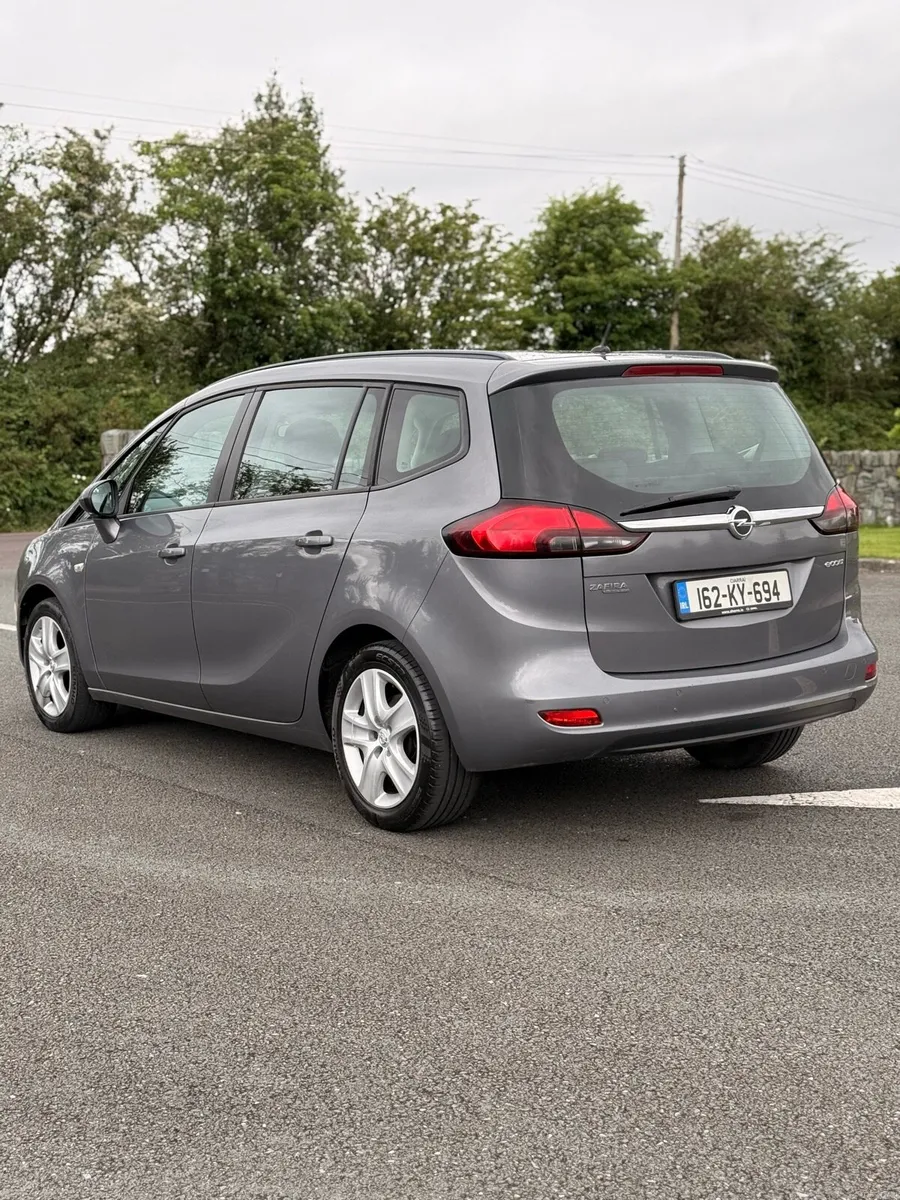 7 Seats Opel Zafira Fresh NCT - Image 3