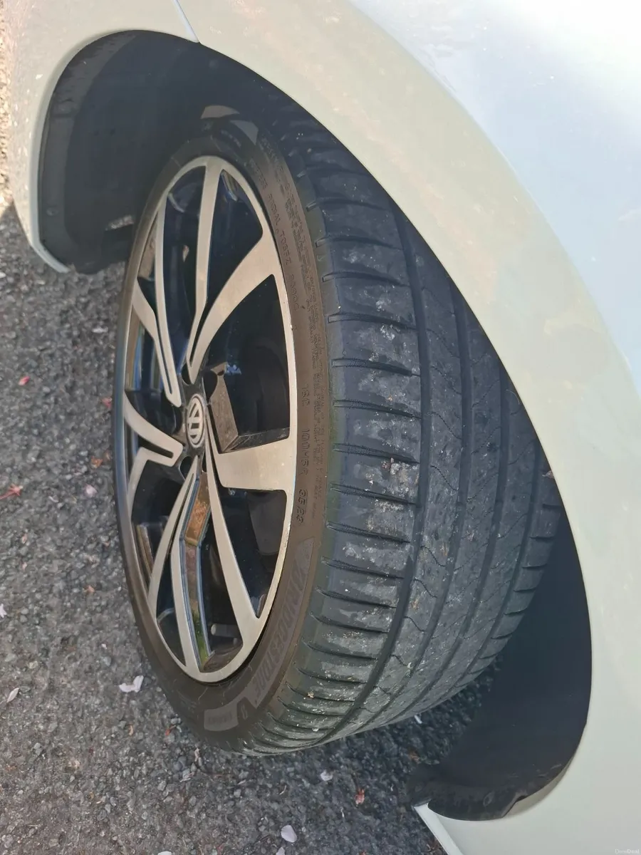 Volkswagen Golf 2015 - Image 3