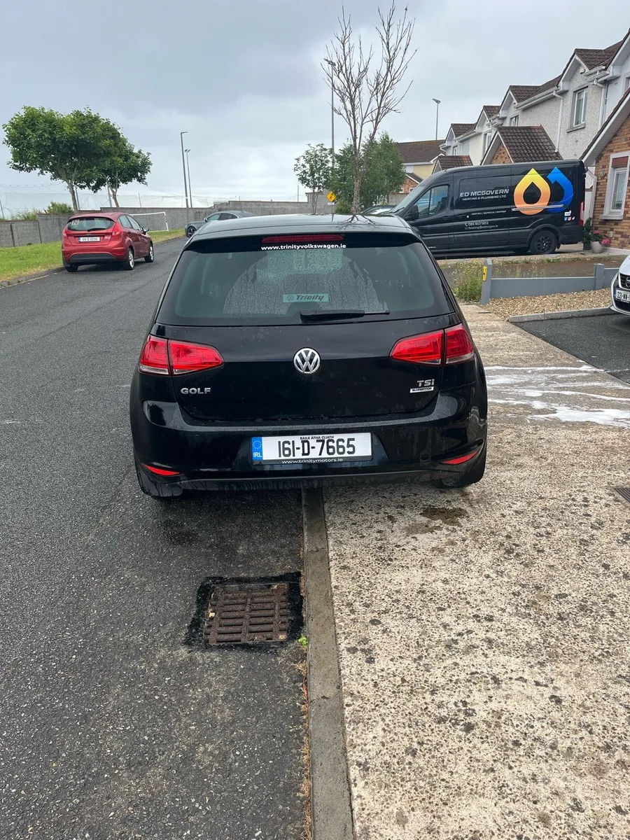 161 Volkswagen Golf BlueMotion - Image 3