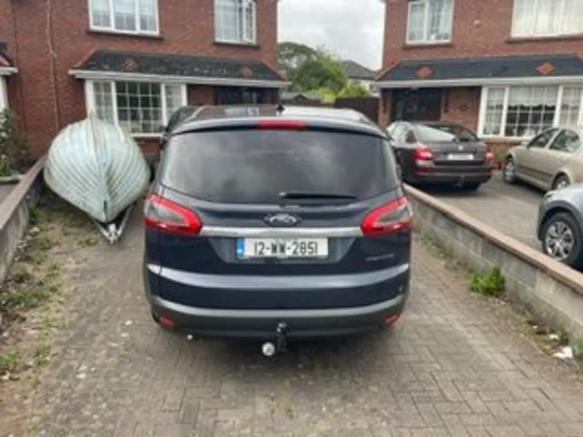 Ford S-Max 2012 - Image 2
