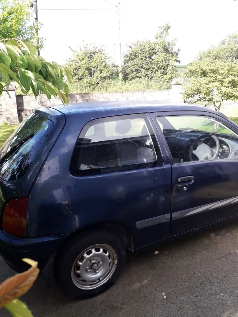 Toyota Starlet 1997 - Image 3