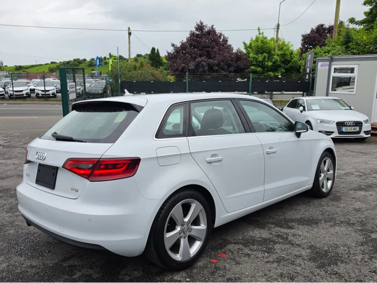 Audi A3 1.4 TFSI - REV CAMERA  - PARKING SENSORS - - Image 4