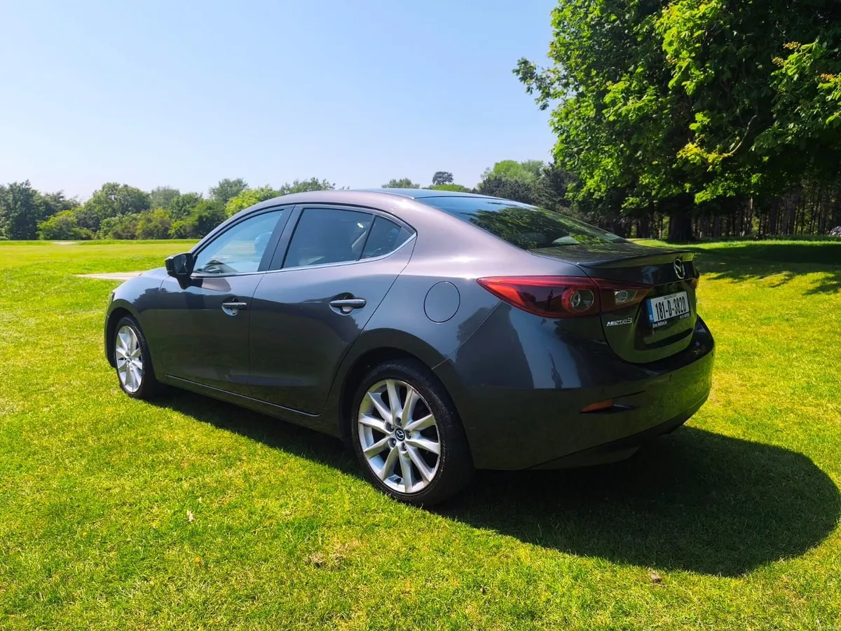 2018 Mazda 3 Platinum 1.5 - Image 4