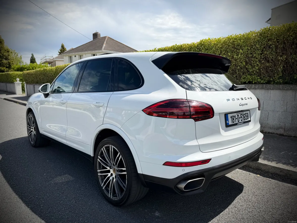 Porsche Cayenne 2018 Platinum Edition V6 Diesel. - Image 4