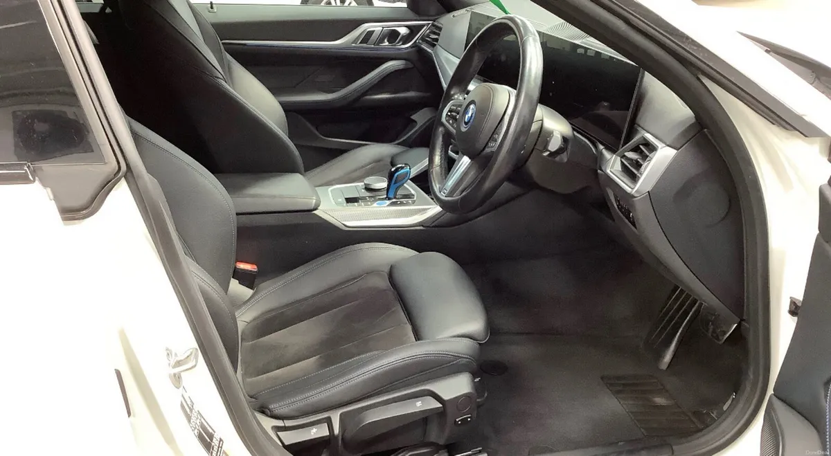 BMW i4 M Sport 84Kwh 2022 - Image 4