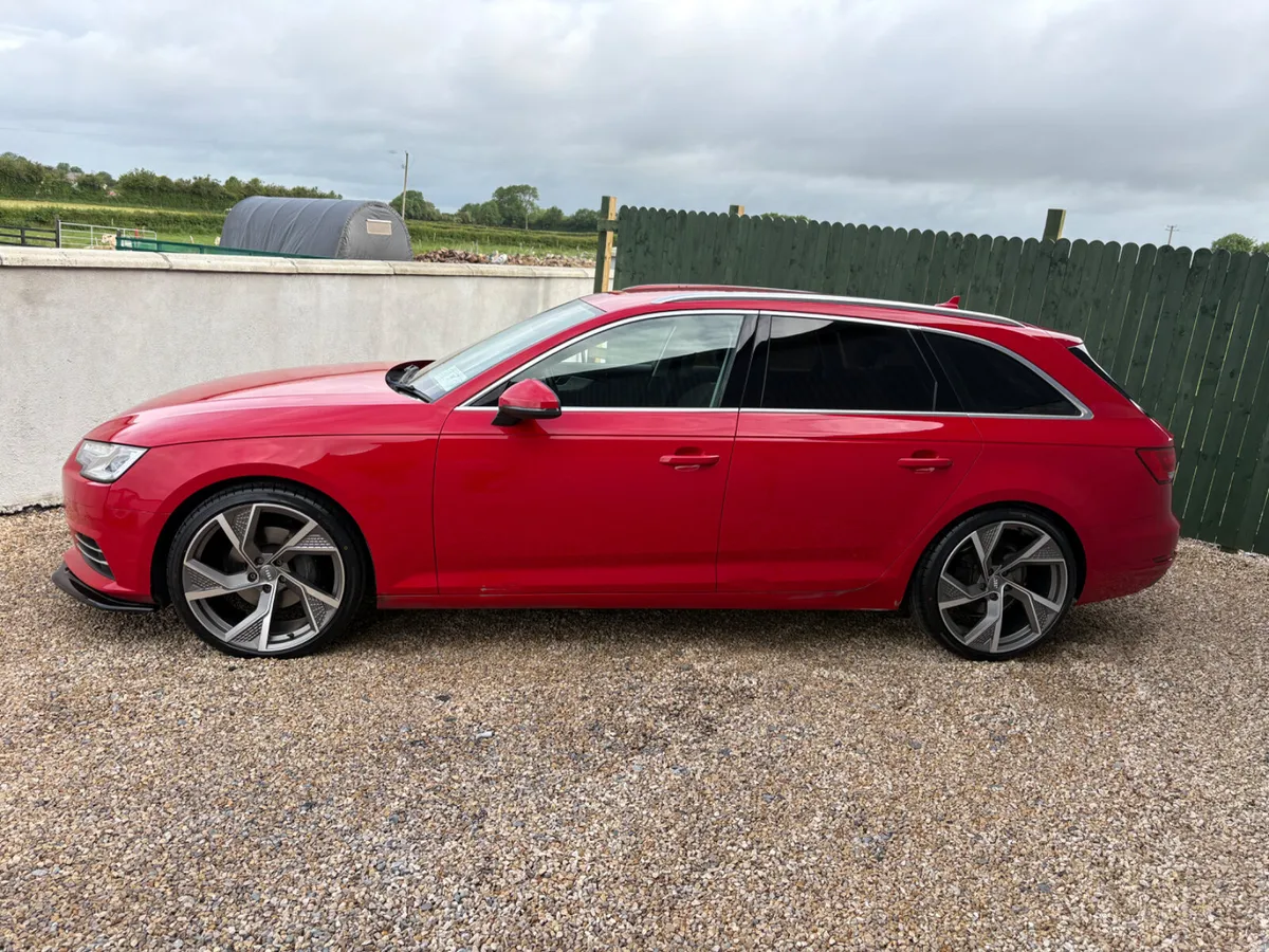 Audi A4 2016 - Image 2