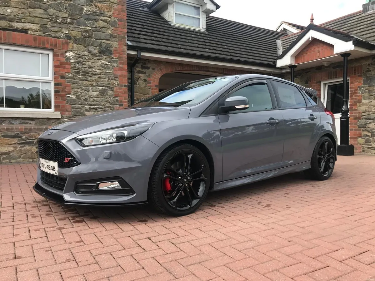 2017 Ford focus ST-3 - Image 6