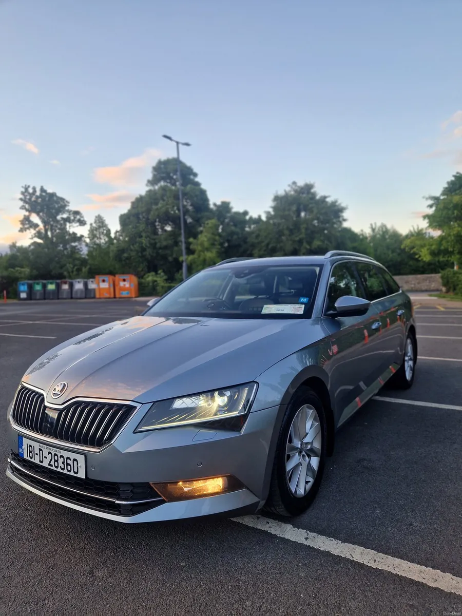 Skoda Superb 2018 Style Combi 120BPH DSG - Image 1