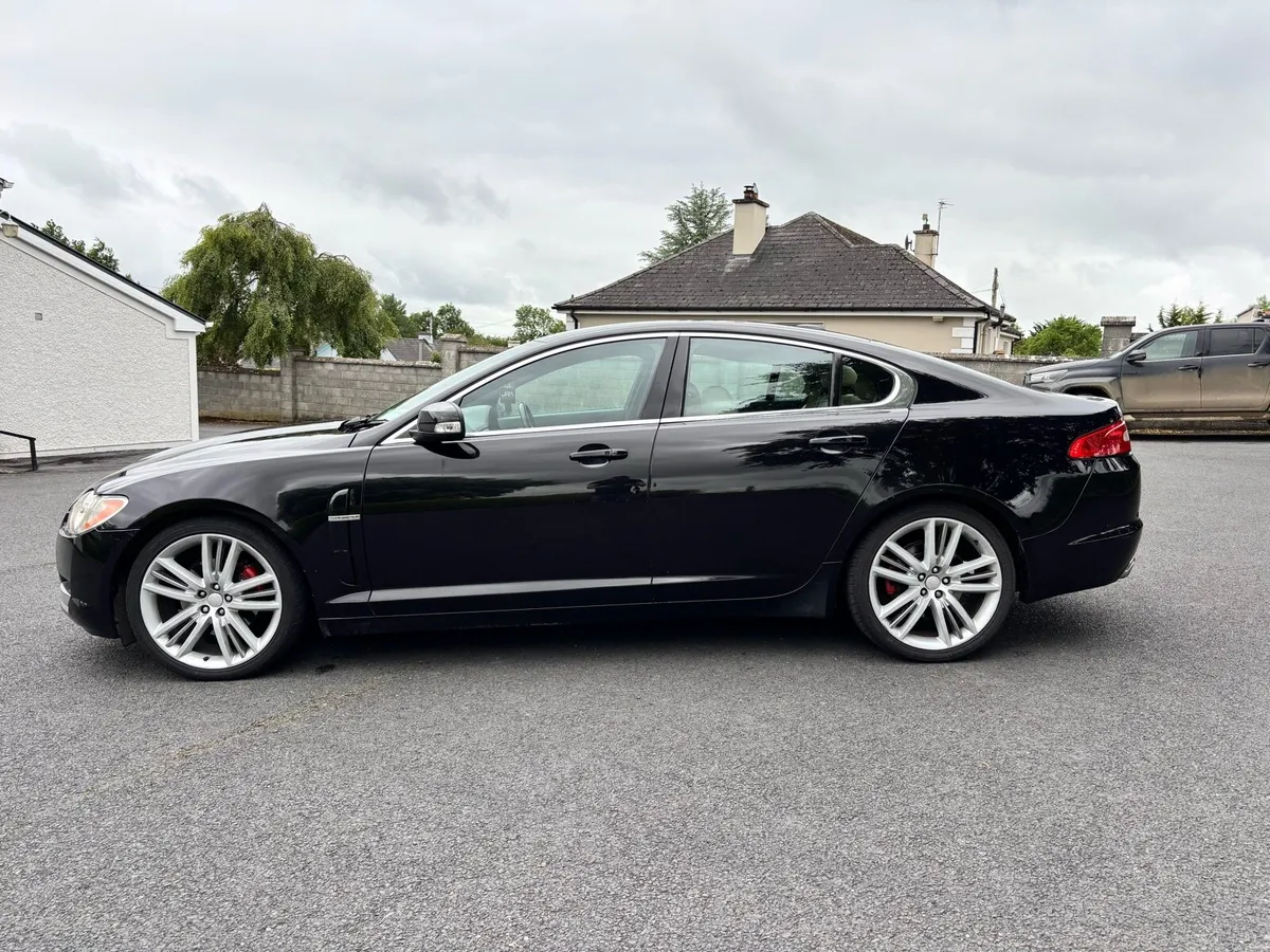 Jaguar XF - Image 6