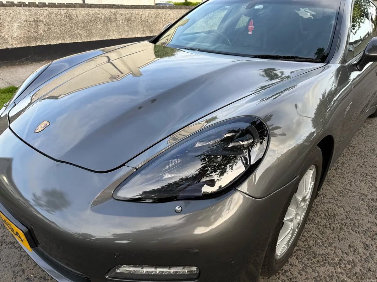 Porshe Panamera - Image 1