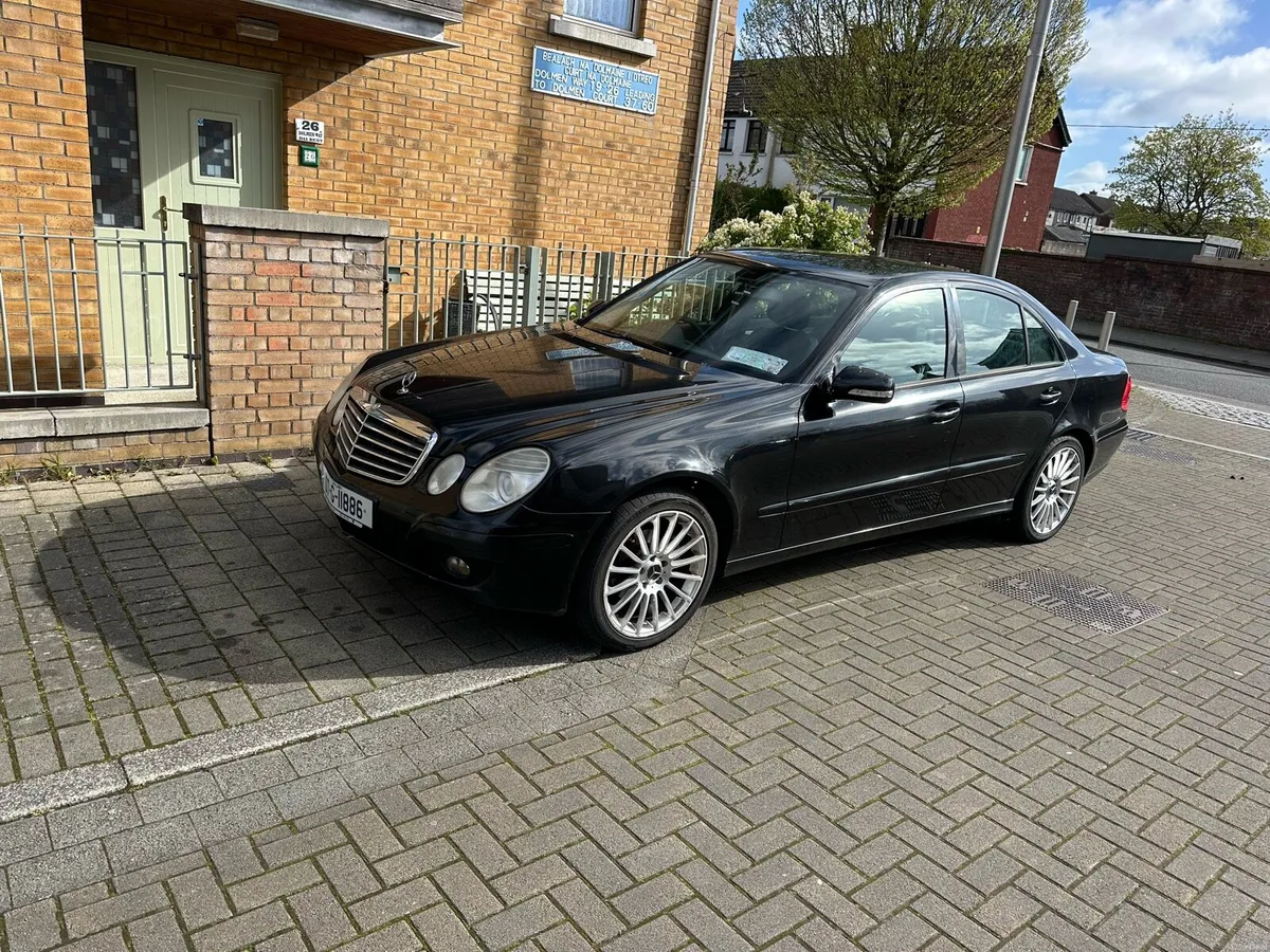 Mercedes E class - Image 3