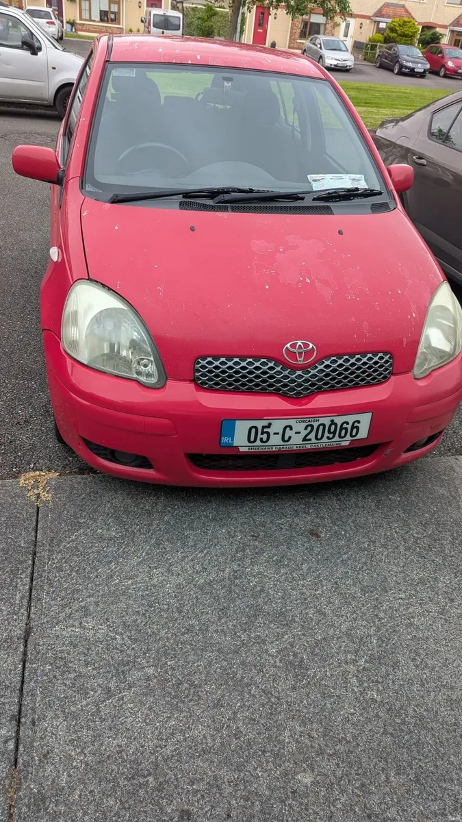 Toyota Yaris 2005 - Image 1