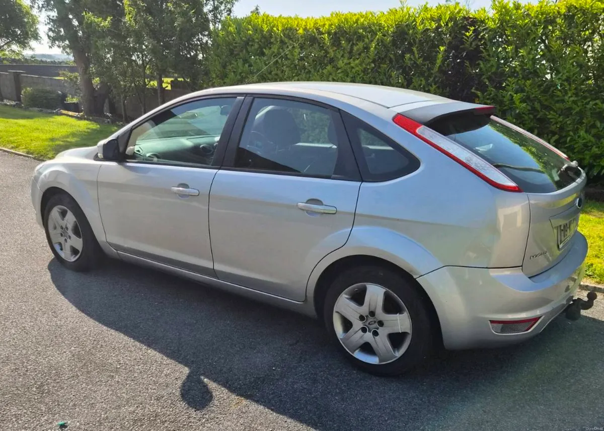 2009 Ford Focus for Sale - Image 2
