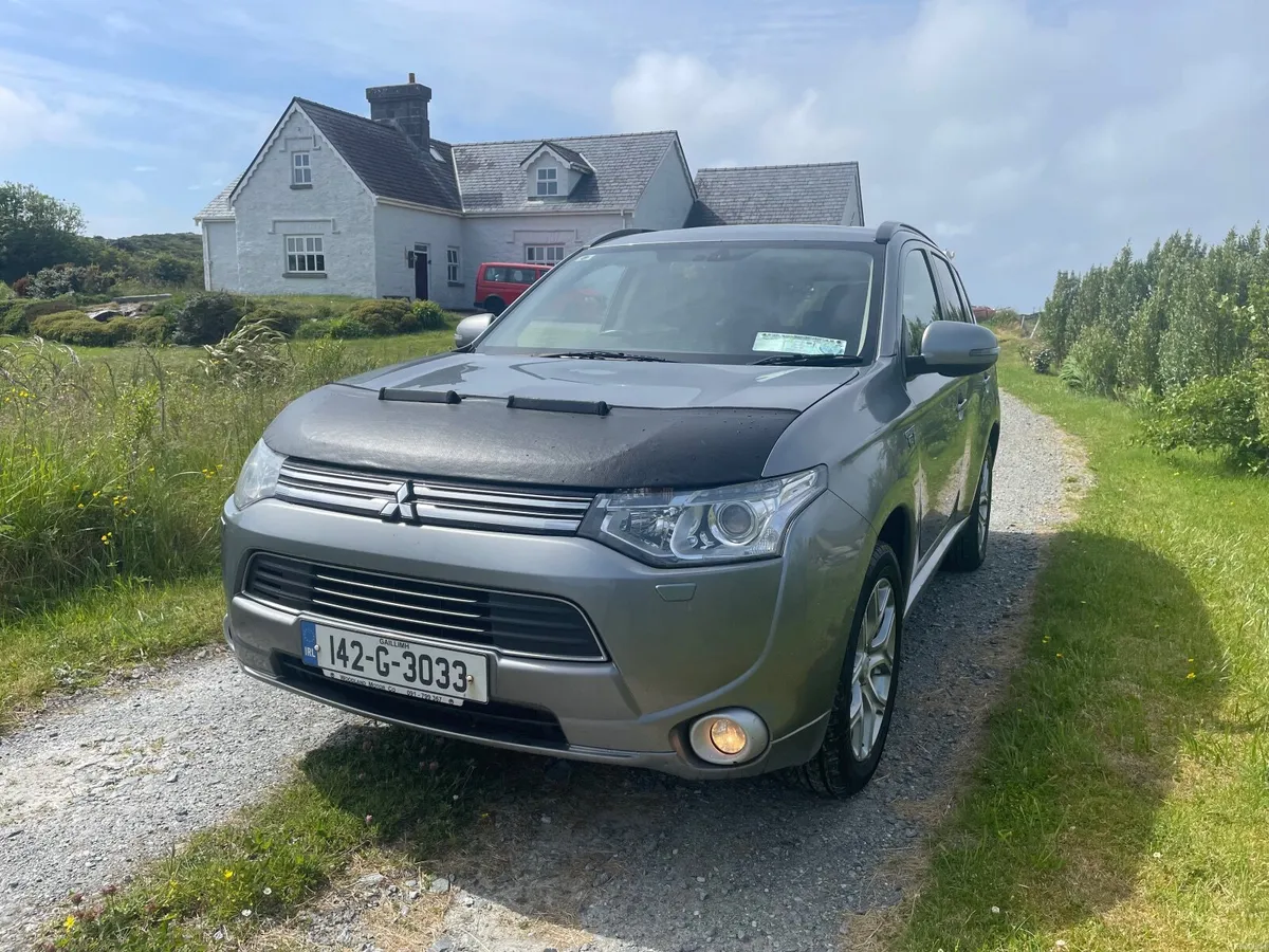 Mitsubishi Outlander PHEV- New NCT - Image 2