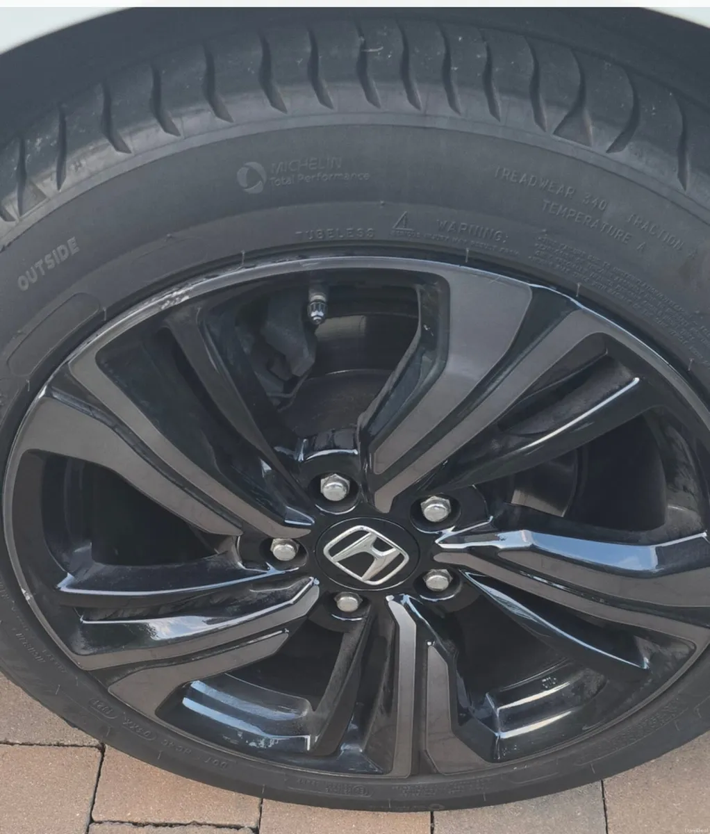 Honda Civic GT Pack Sports Trim Sunroof - Image 3