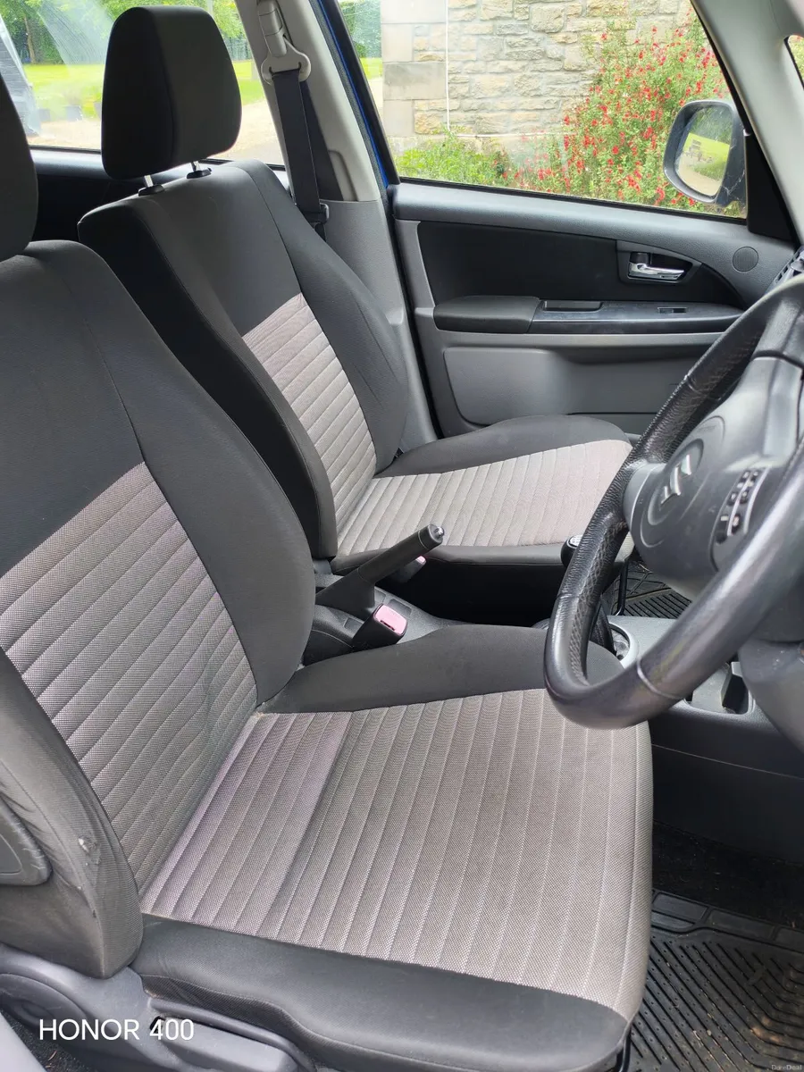 Suzuki SX4 2012 - Image 4