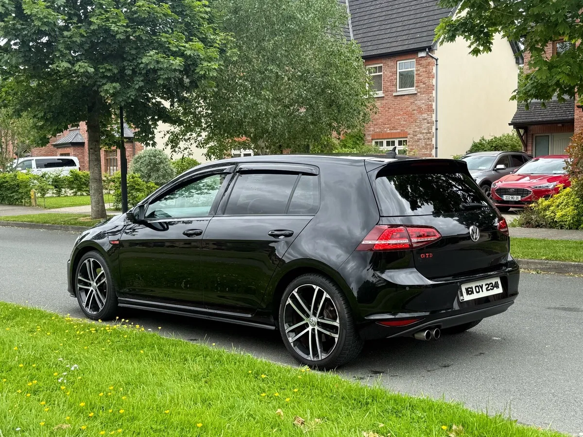 2016 Volkswagen Golf GTD 2.0 - Image 4
