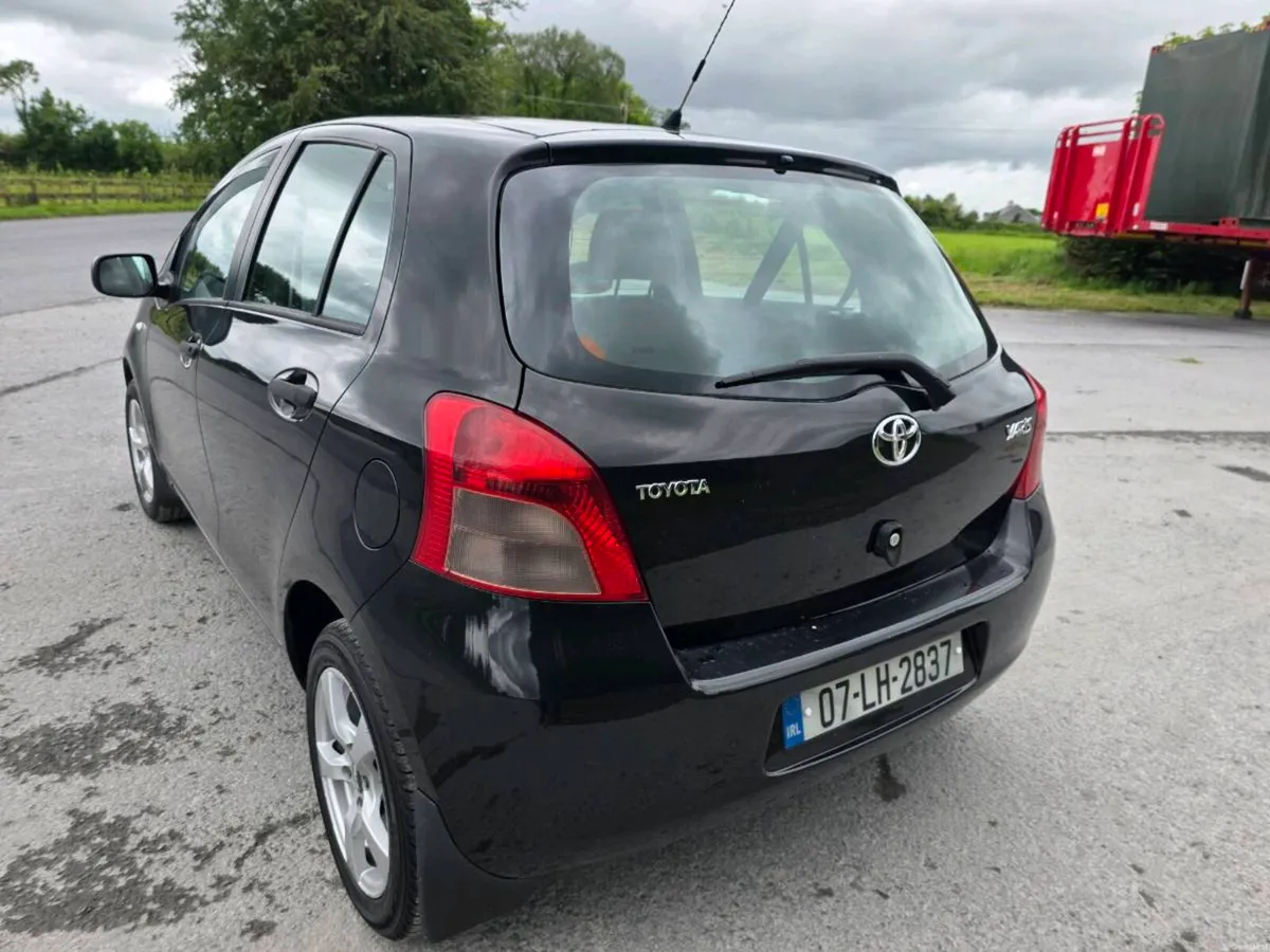 Toyota Yaris 07 Low kms - Image 3