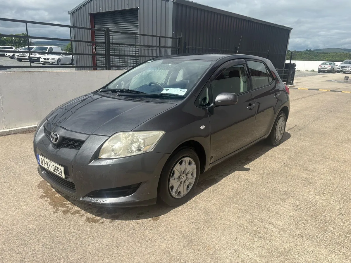 Toyota Auris 1.4 D4D - Image 2