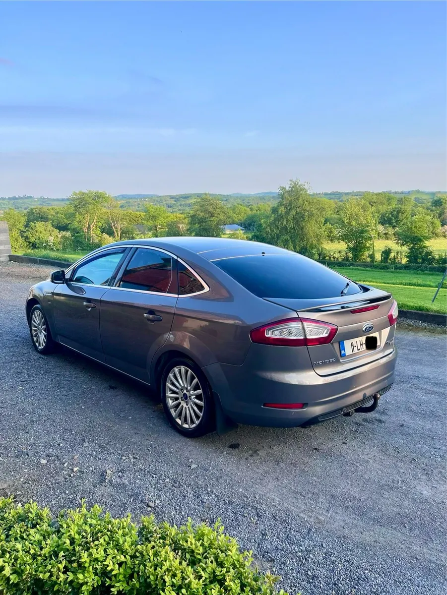 Ford Mondeo Titanium 2.0tdc 140ps 2011 - Image 3