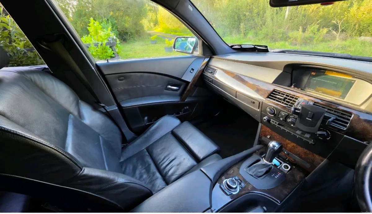 BMW 520d for part or repair - Image 3