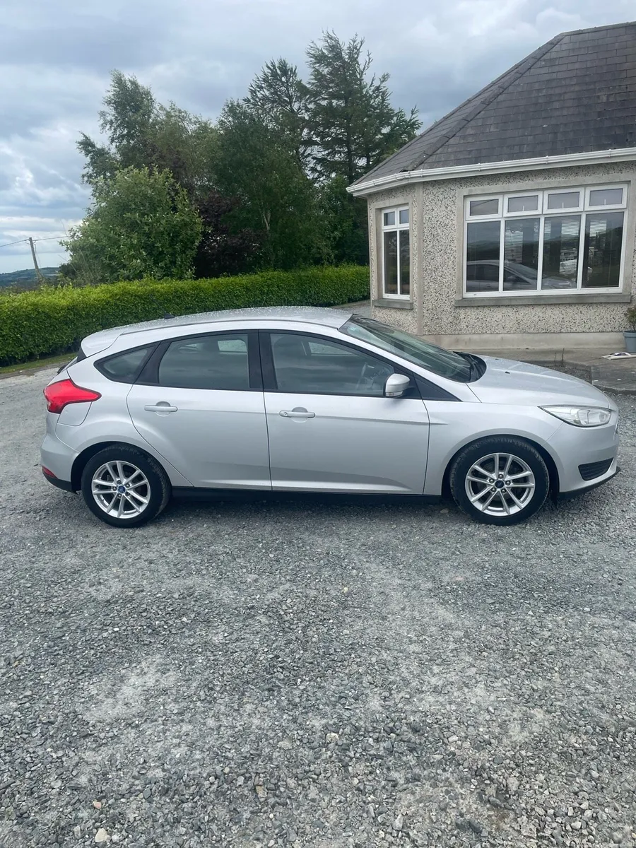 Ford focus - Image 2