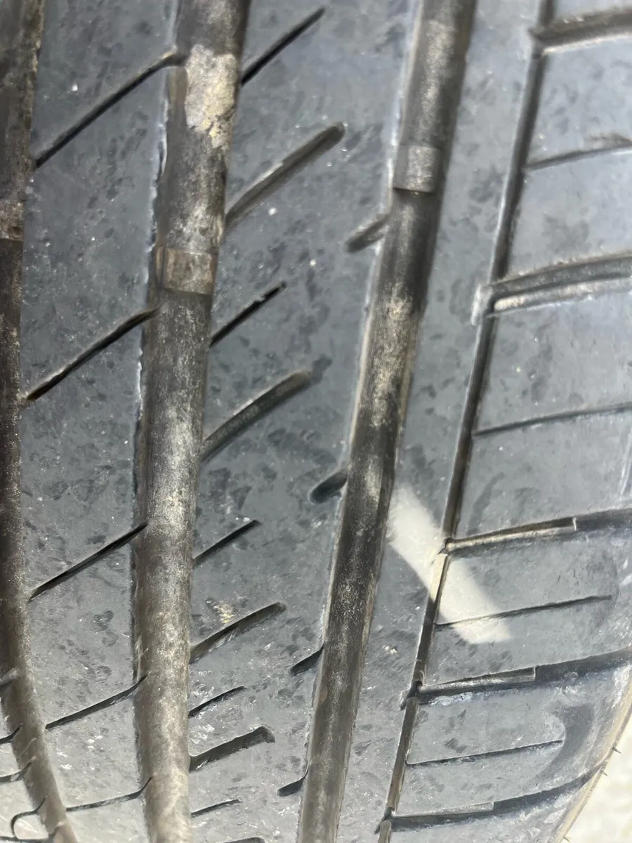 Car - Image 4