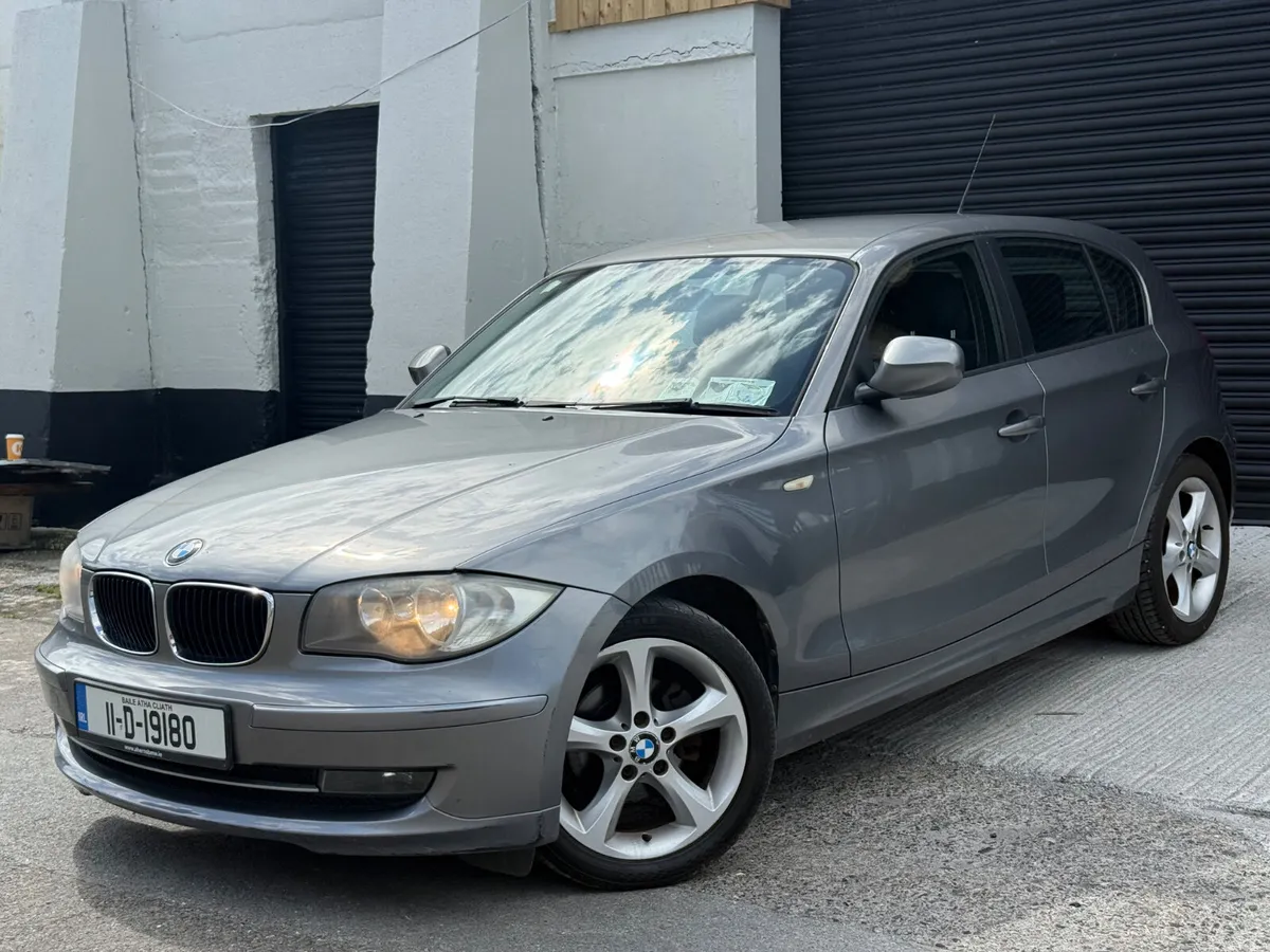 BMW 1-Series 2011 - Image 4