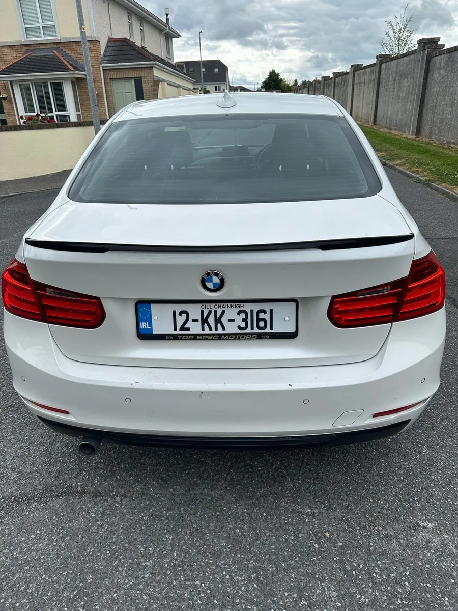 BMW 3.20 D Automatic - Image 3