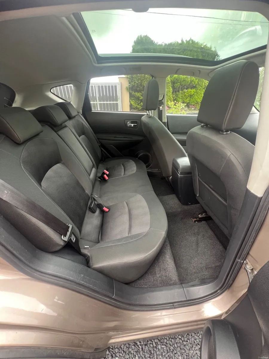 Nissan Qashqai 2011 - Image 4