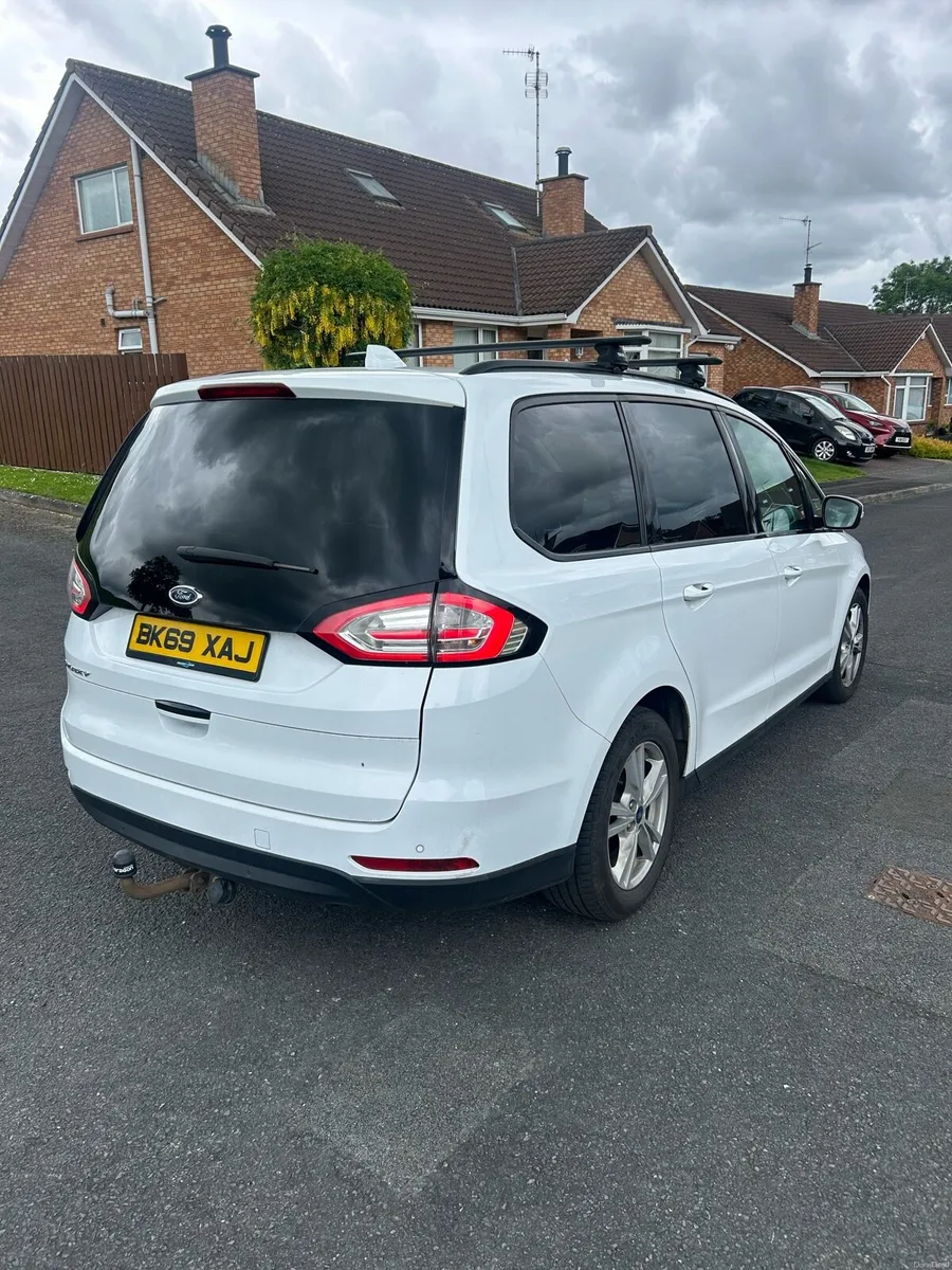 Ford Galaxy - Image 3