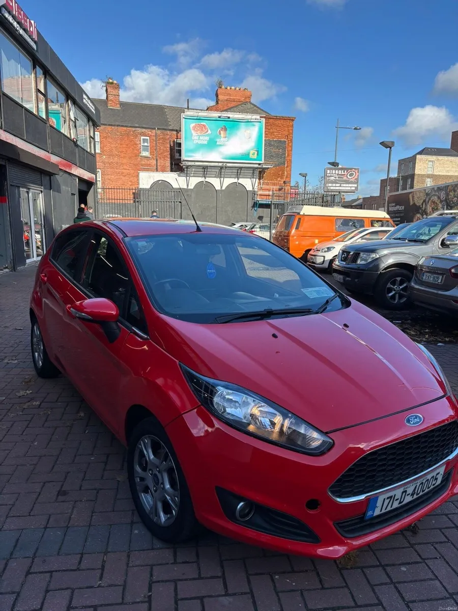 Ford Fiesta 2017 - Image 2