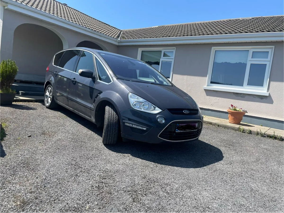 2012 Ford Smax - Image 1
