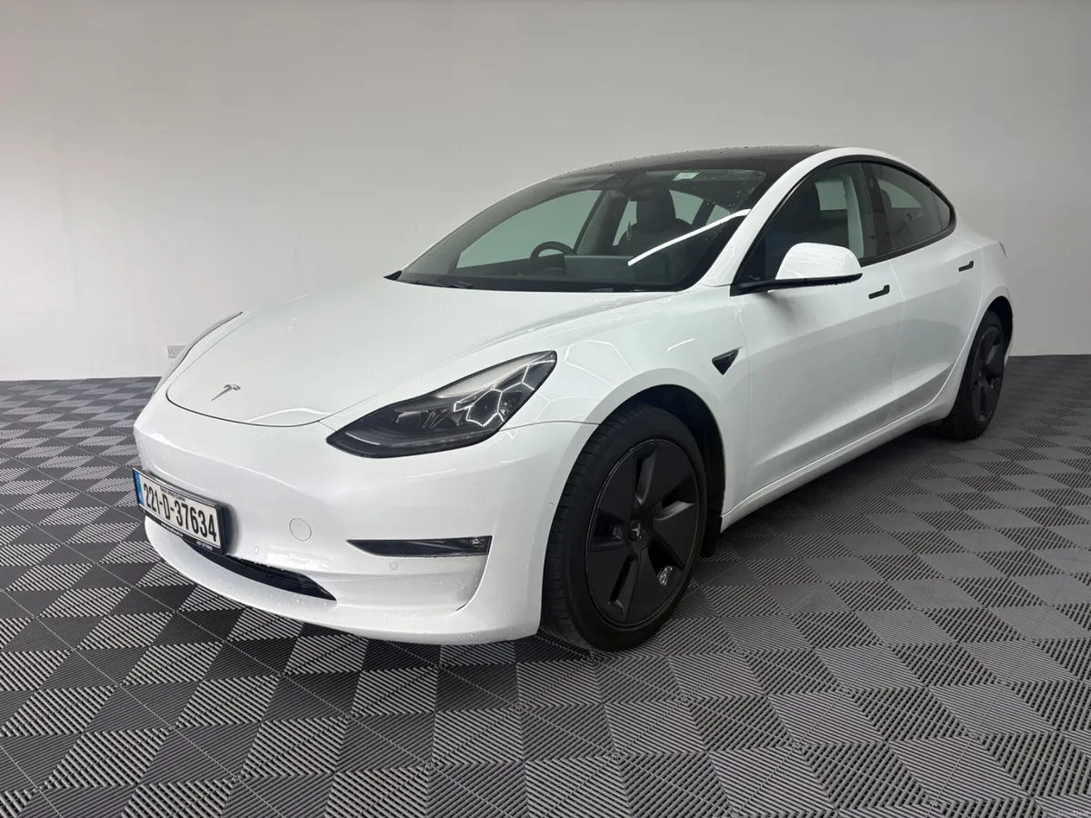 Tesla Model 3 Long range Dual Motor AWD 2022 - Image 4