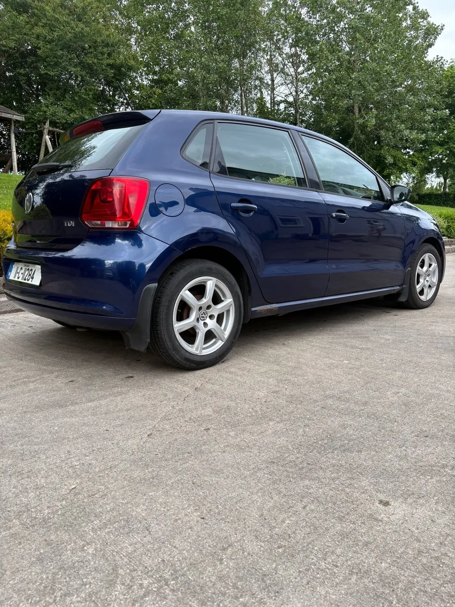 Volkswagen Polo 2011 - Image 3