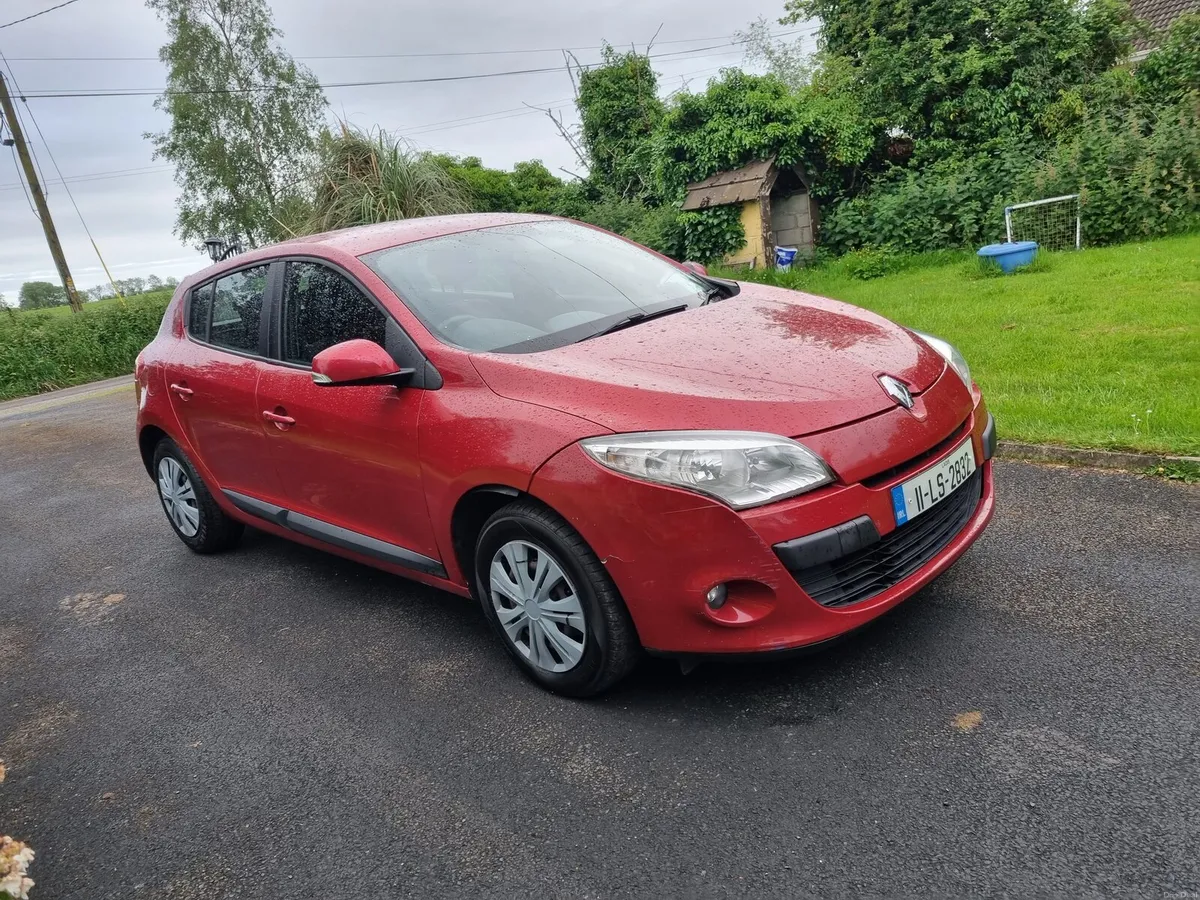Renault Megane 2011 - Image 1
