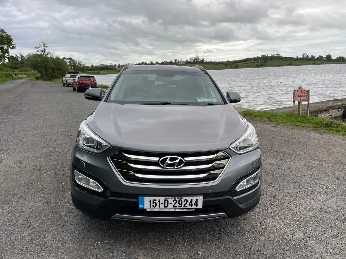 Hyundai Santa Fe 2015 2.2 diesel 7 seater 4x4 - Image 6