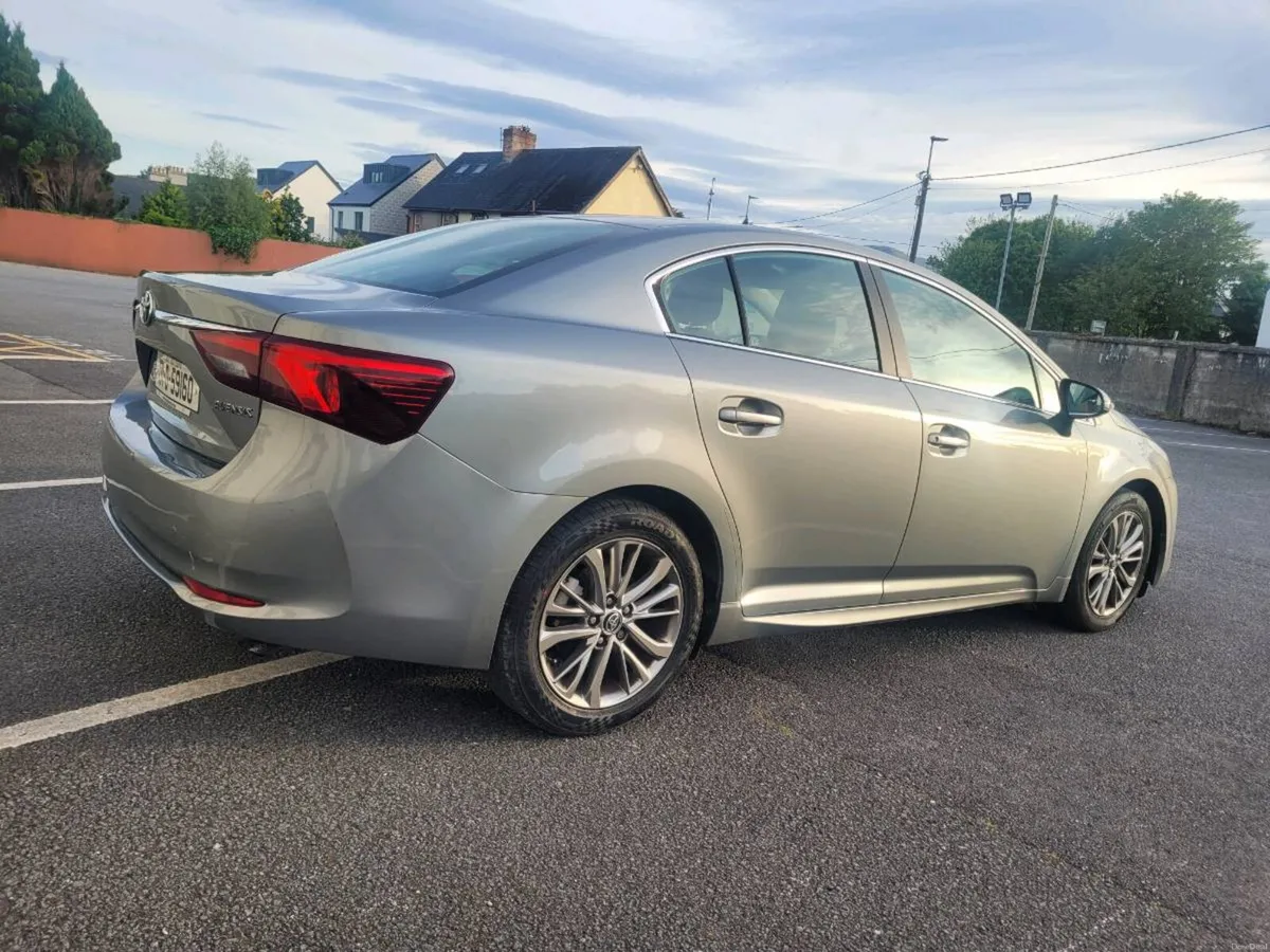 SPOTLESS 171 TOYOTA AVENSIS 1.6 D4D NCT/TAXED. - Image 3