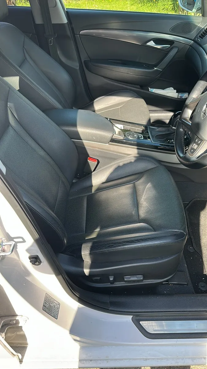 Hyundai i40 automatic - Image 3