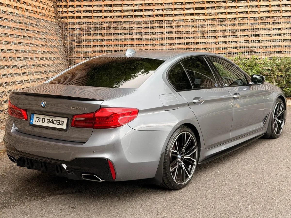 171 BMW **520D M-Sport** - Image 4