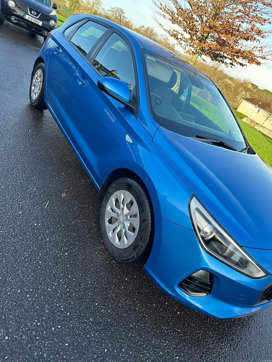 Hyundai i30 - Image 2