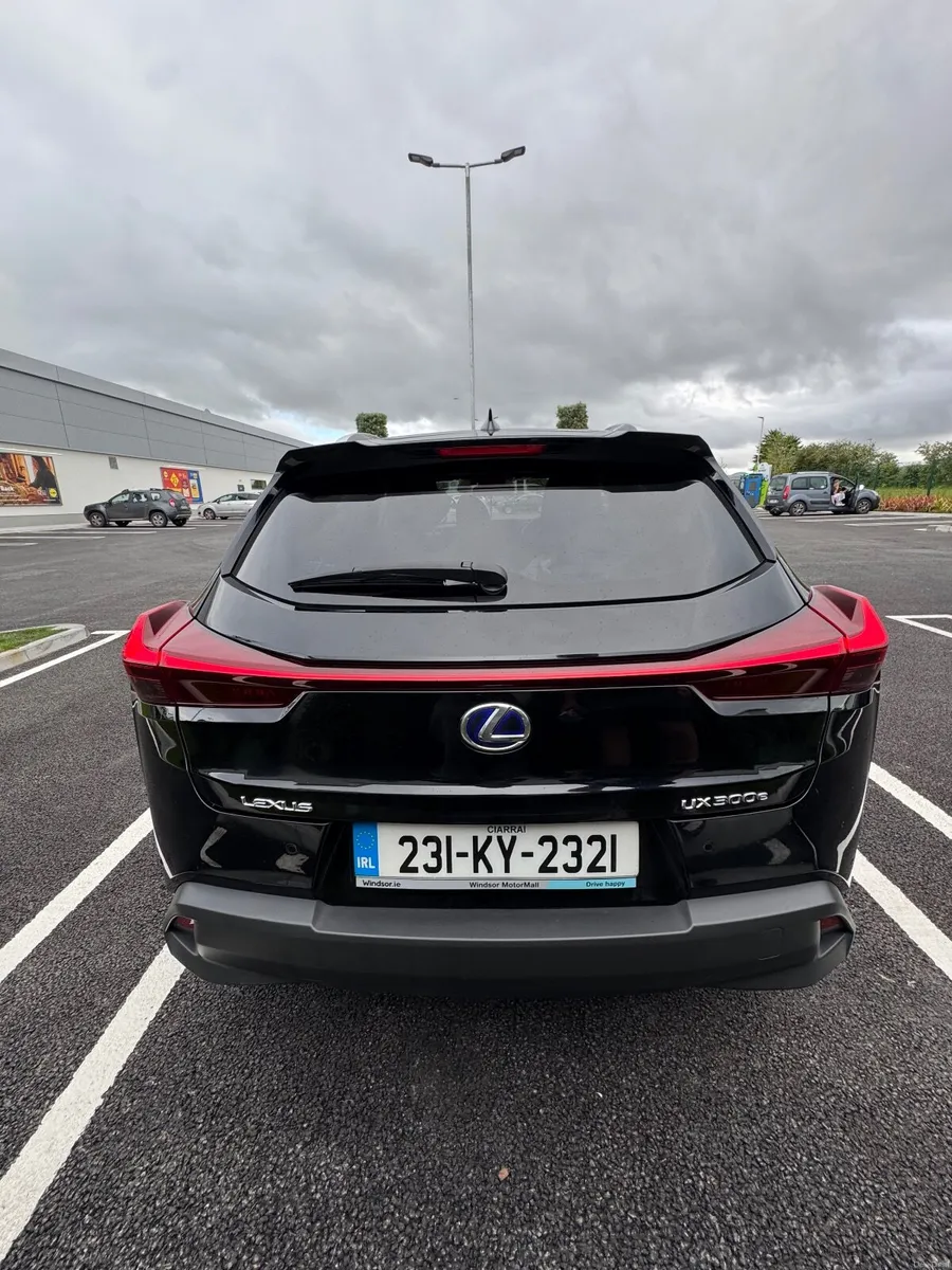 2023 Lexus UX Electric Premium - Image 2