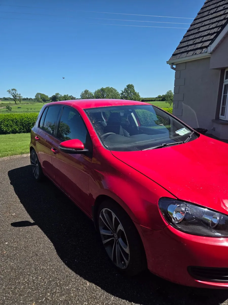 Volkswagen Golf 2009 - Image 1
