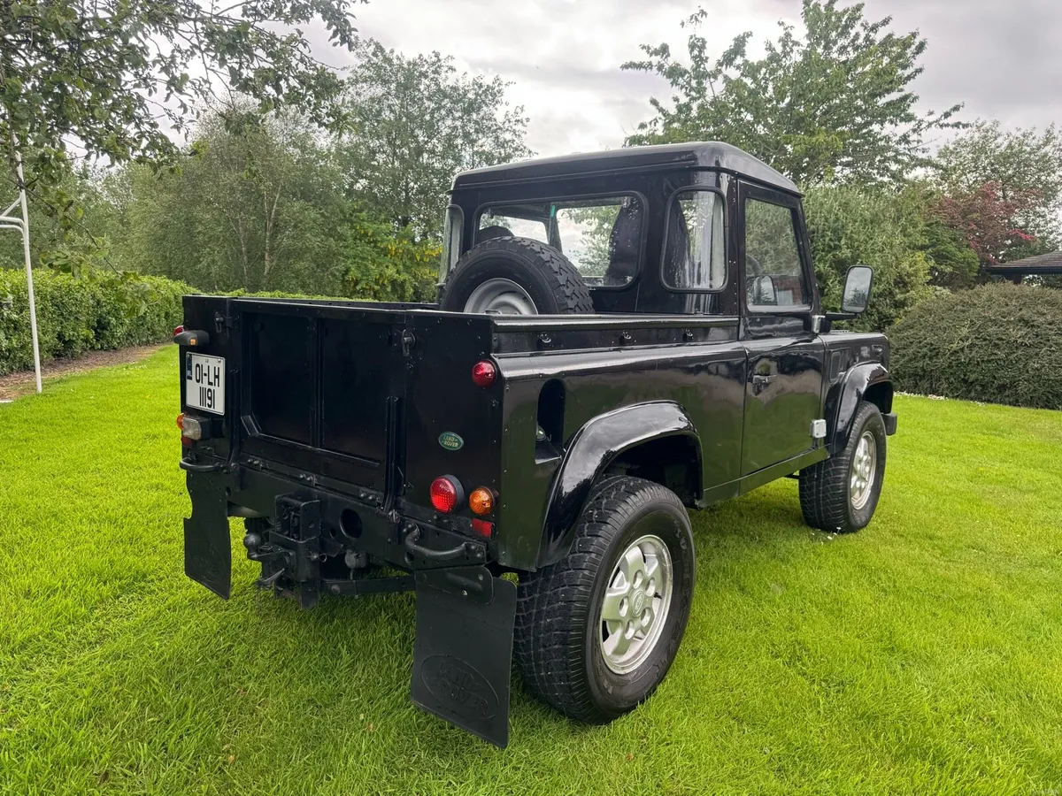 2001 Defender 90 Td5 - SVX - New test - Image 2