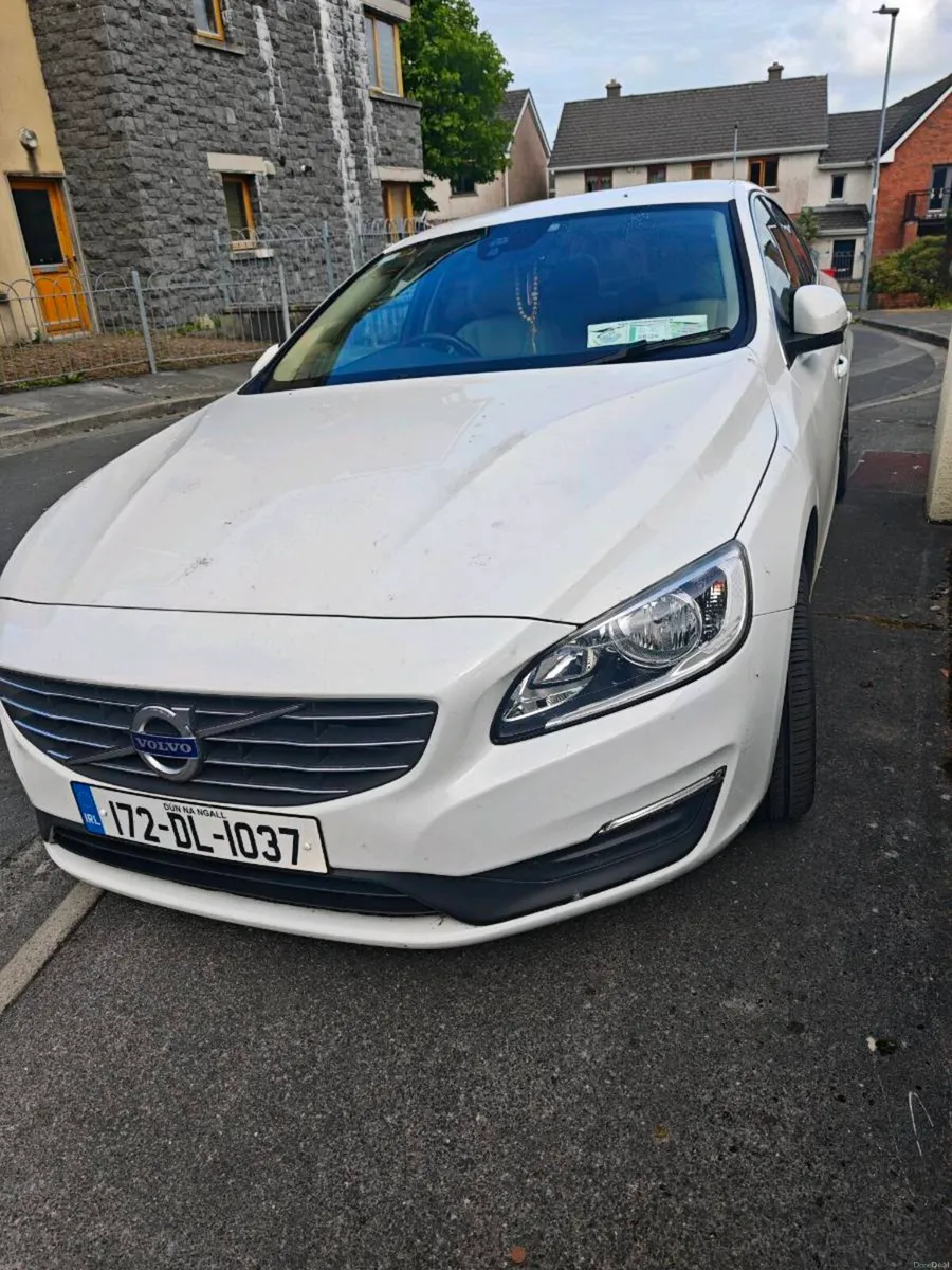 Volvo S60 - Image 1