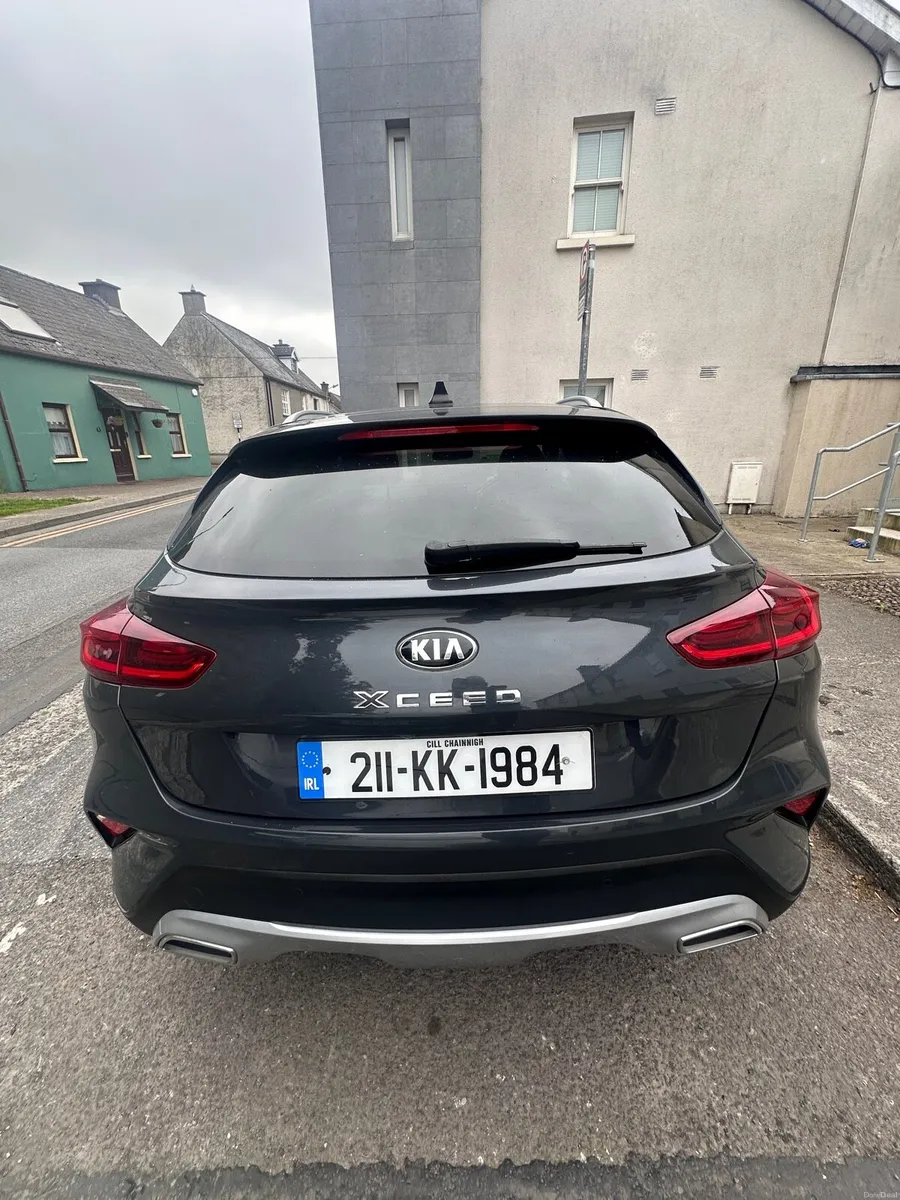 KIA XCEED HYBRID - Image 1