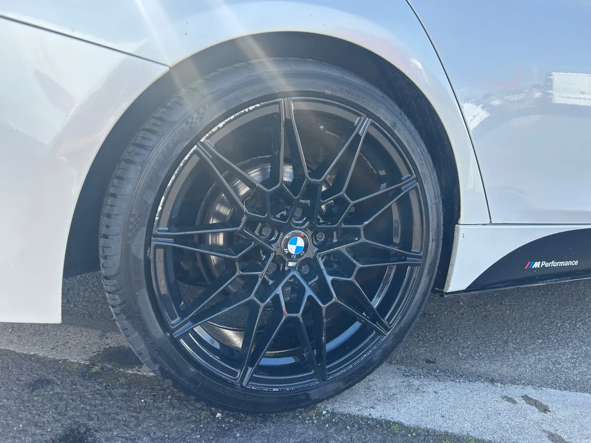 2013 BMW 3-Series 320D Efficient Dynamics - Image 3